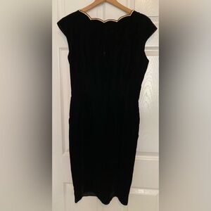Nipon Boutique 🟣 Size 10 Velvet Cocktail Dress with Gold Embellishments **note